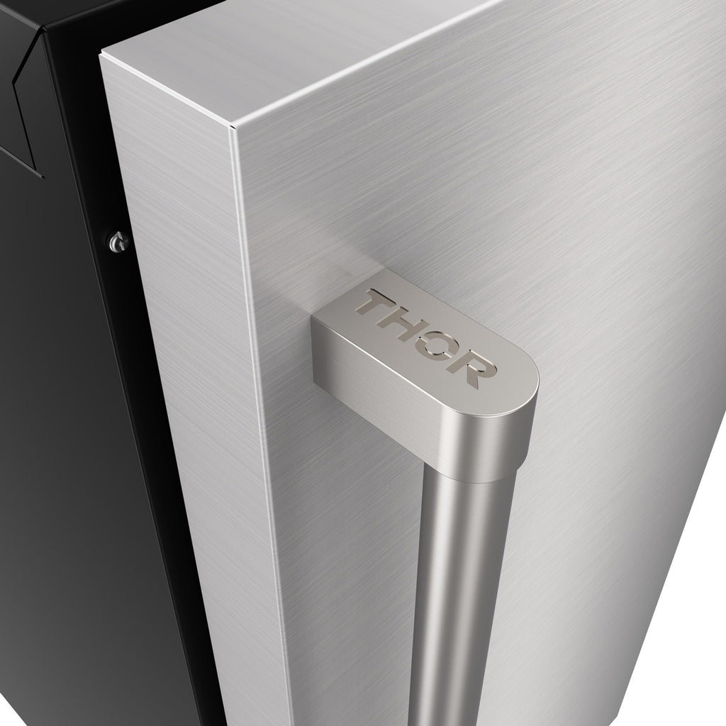 THOR Kitchen - 15" Ice Maker with Top-hat Ice - TIM1502