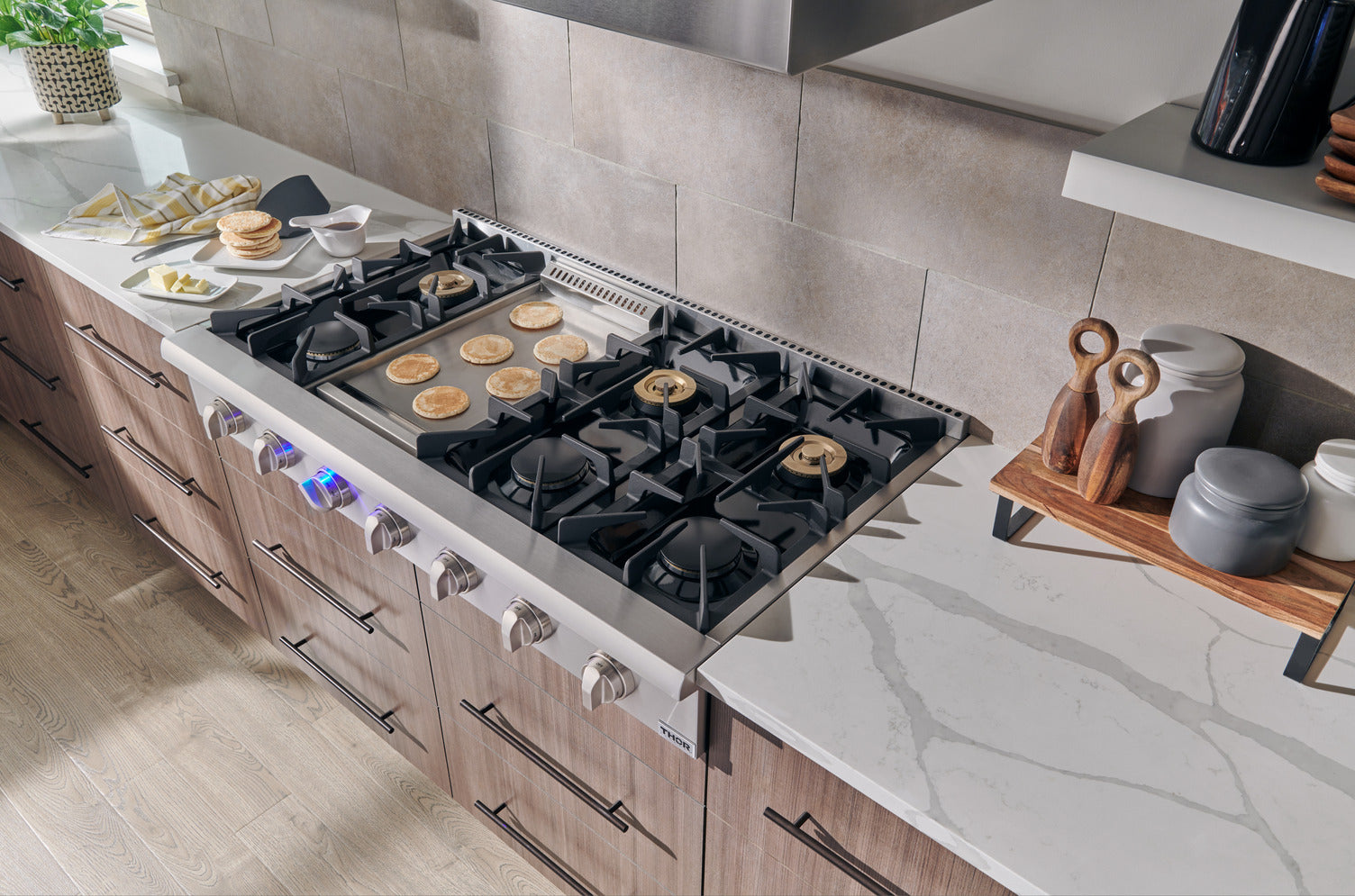 THOR Kitchen - 48" Professional Rangetop - HRT4806ULP