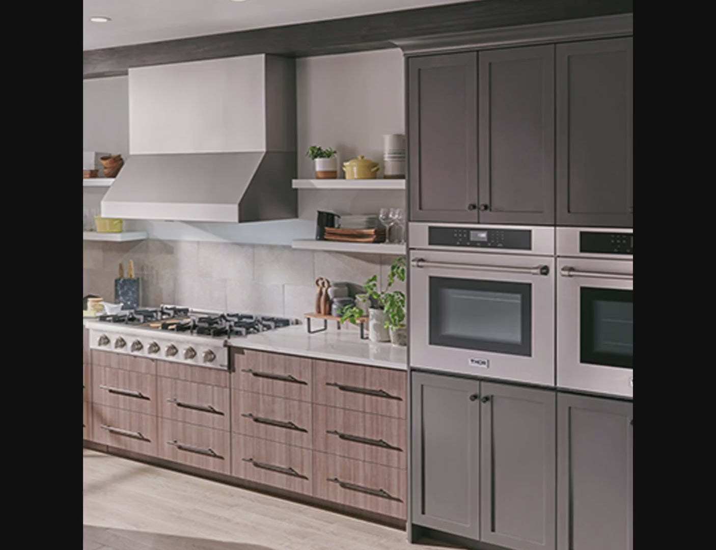 THOR Kitchen - 30" Professional Wall Oven - HEW3001