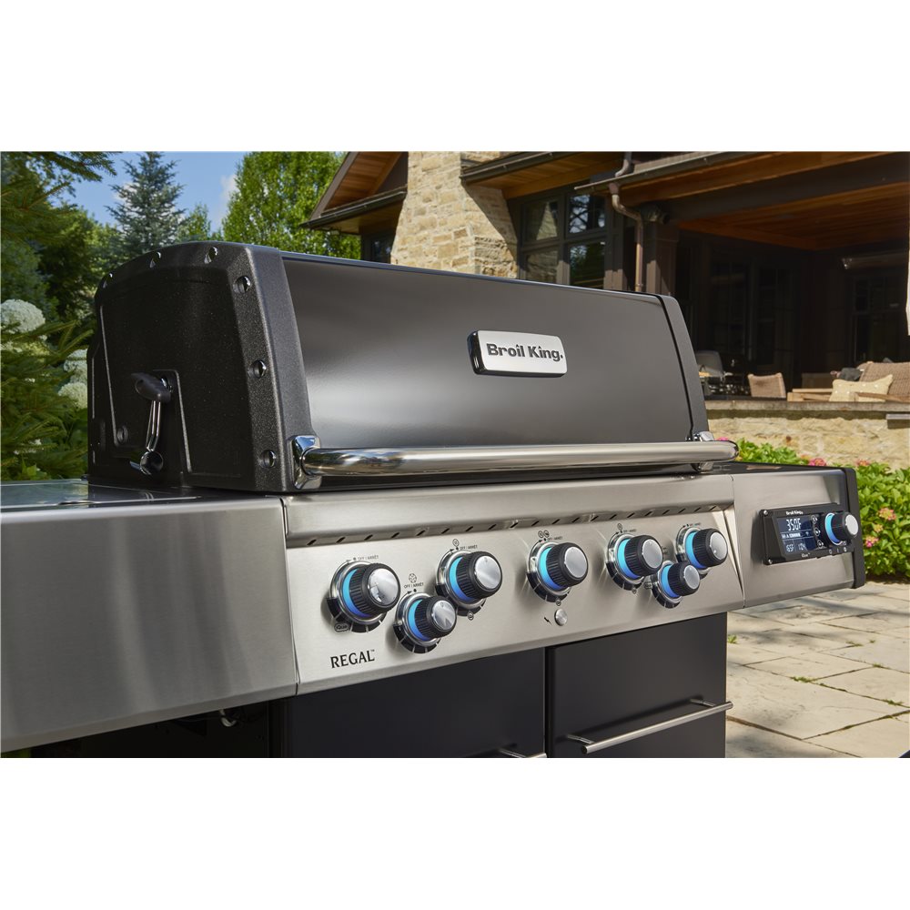 Broil King - Regal Q 590 Pro Infrared - LP - SkuDetail-138-688244-LP